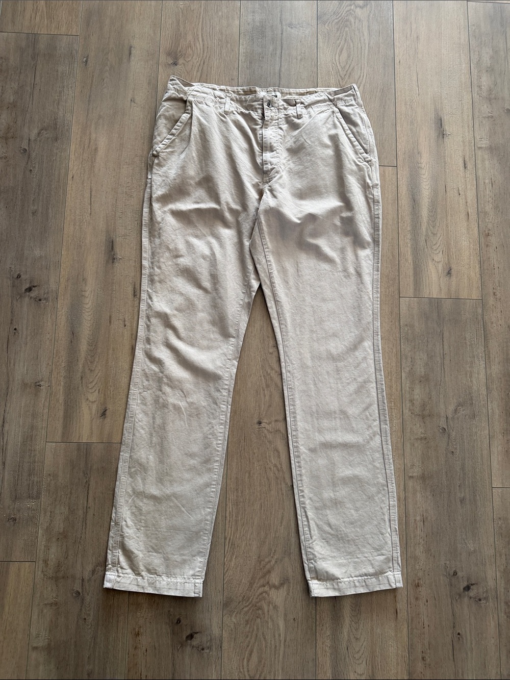 Taylor Stitch Men's Casual Pleated Chino Pants Size 35 x 34 in Light Beige